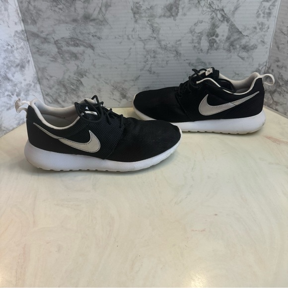 Nike Roshe one running shoe - Picture 4 of 7